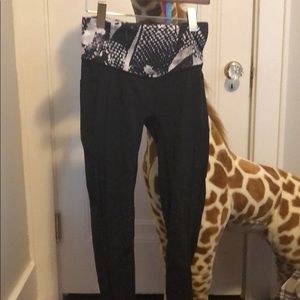 Cropped lululemon leggings